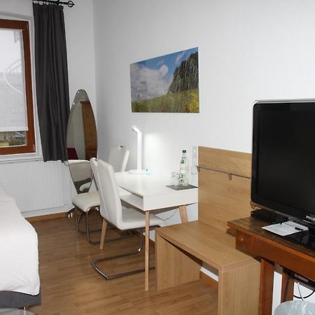 Famos Schlafen Hotel Warburg Luaran gambar